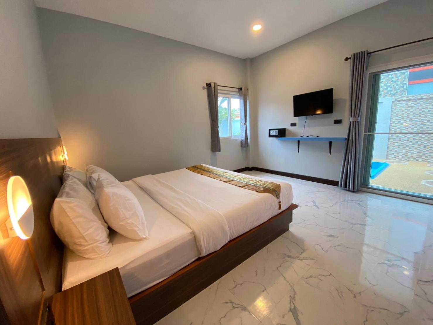 Blue Aura Pool Villa Nai Yang Beach Buitenkant foto
